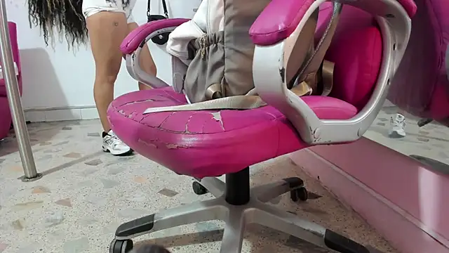 CAMILA--REYn Live XXX chat