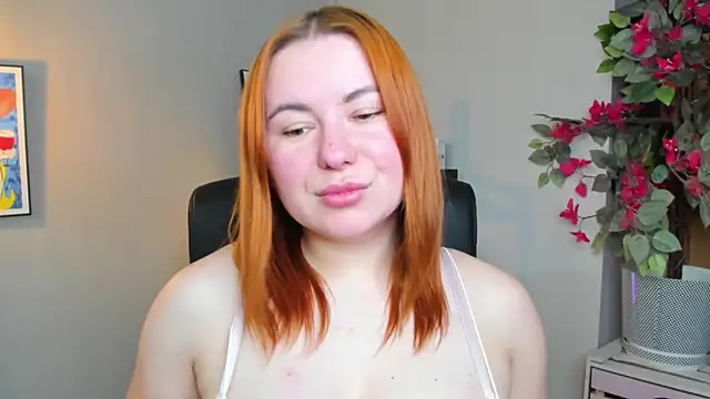 Онлайн чат XXX LAYLAxSTAR