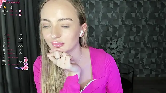 A_delina Adlı Modelin Canlı XXX Sohbeti