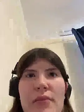 Chat +18 de BettiVance ao vivo