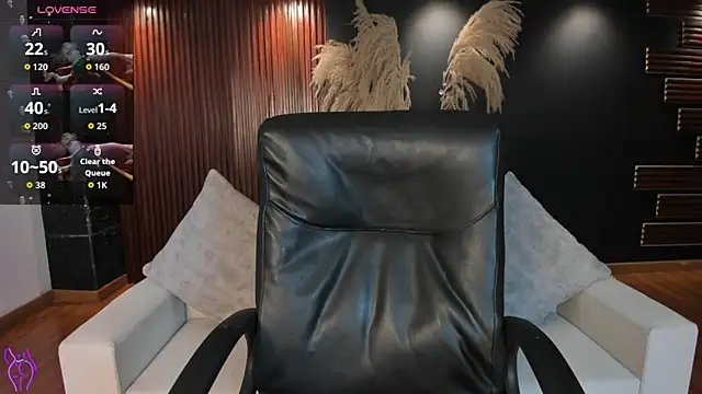 Caroline_Millerr Adlı Modelin Canlı XXX Sohbeti