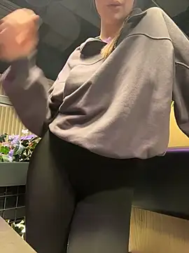 Chat +18 de SashaCatt ao vivo