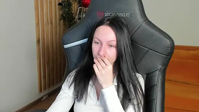 Chat +18 de NaomiBlakes ao vivo