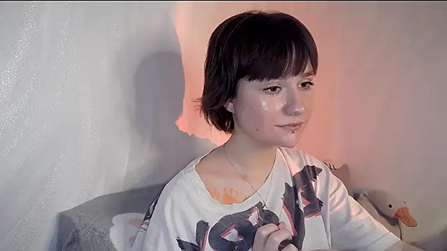 Chat +18 de UwuJudy_Osas ao vivo