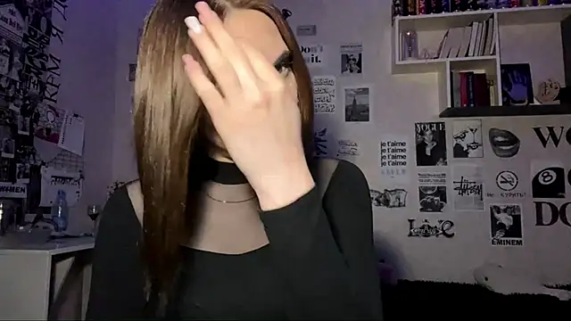 JuliaCurletteye – Naživo XXX chat