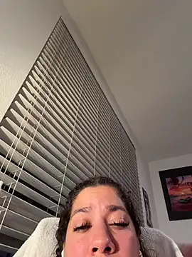 Bigbuttbrooklynn élő XXX-chatje