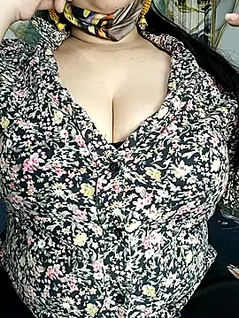 Ridhima_sony 即時 XXX 聊天