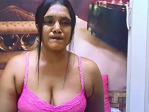 Czat XXX na żywo – IndianSexyLady20