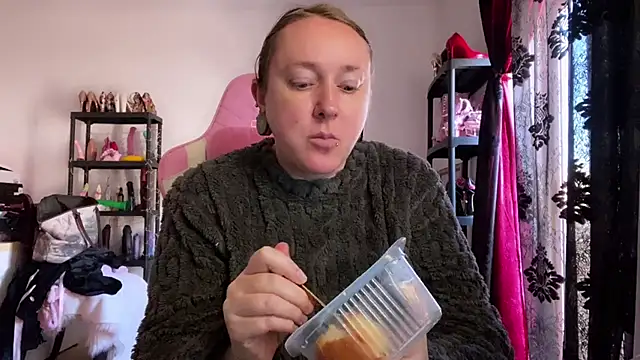 XXX chat uživo modela kisicaxx