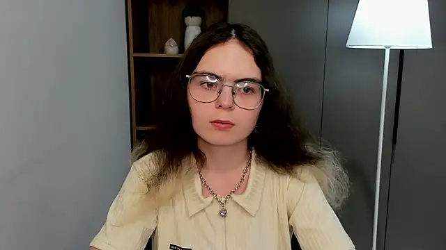 MyrlZanggern Live XXX chat