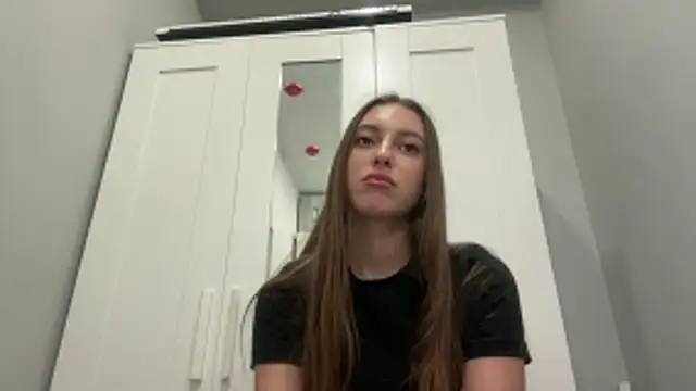 selena_favn Webcamshow