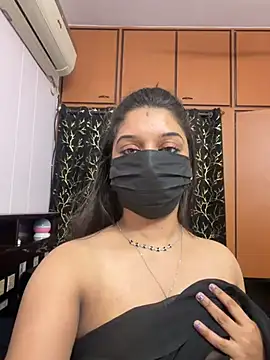 Pertunjukan Kamera Web Sirishateluguammai