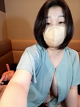 Sembang XXX Secara Langsung Nanami888