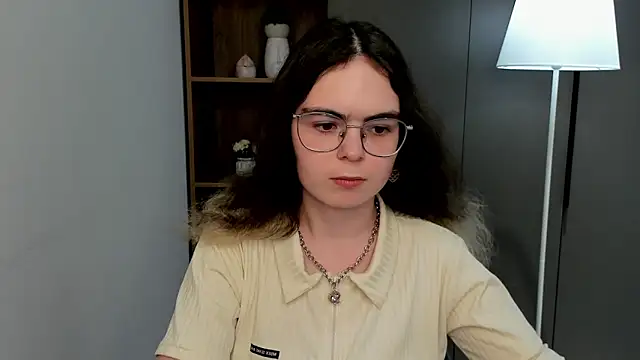 MyrlZangger লাইভ XXX চ্যাট