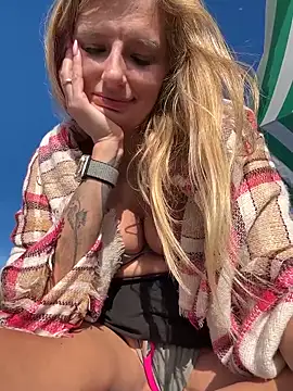 Betsy's Live XXX Chat