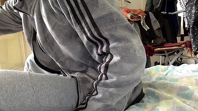 Pokazy przed kamerką – molozeb