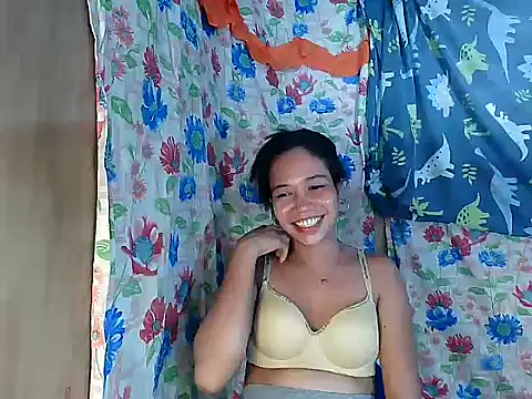 PinaySkinnyGirl 即時 XXX 聊天