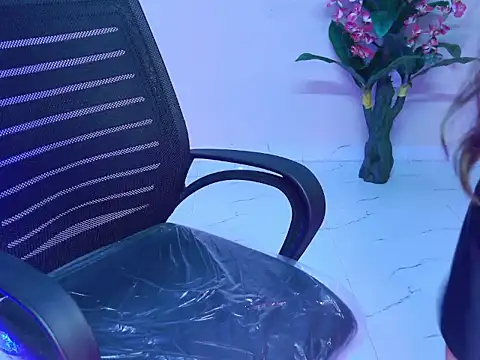 XXX chat uživo modela Saanvi_01