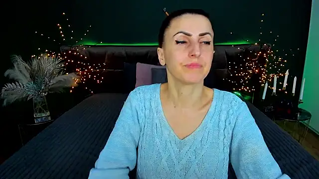 Rebecca_Diamond: διαδικτυακό σόου στην κάμερα