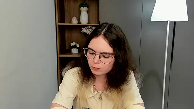 MyrlZangger Chat XXX in diretta