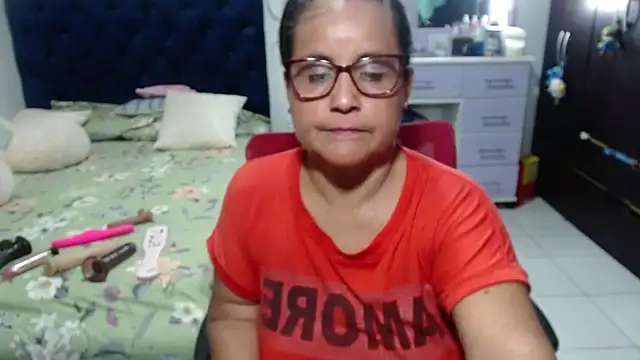 Chat XXX ao vivo de pervert_mommy_