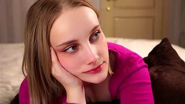 KirstinMcgeady's Live XXX Chat