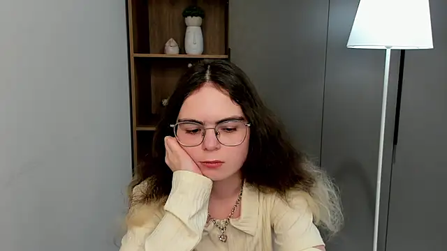 MyrlZangger's Live XXX Chat