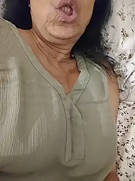 NakedMILFx – Naživo XXX chat