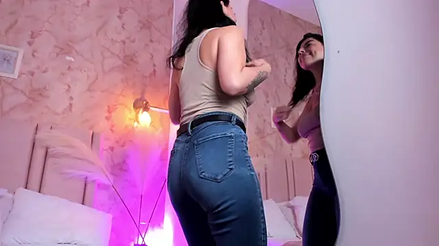 XXX chat uživo modela anntonella_watson