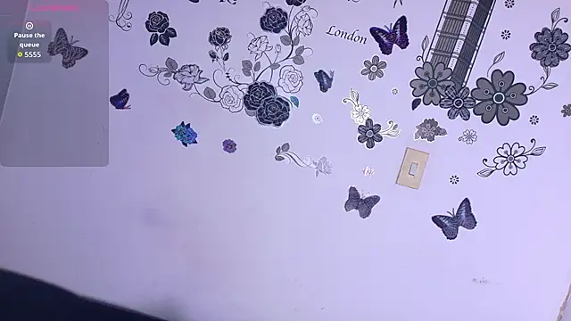 emiily_curly live XXX chat