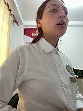 Chat XXX ao vivo de Emily-7_