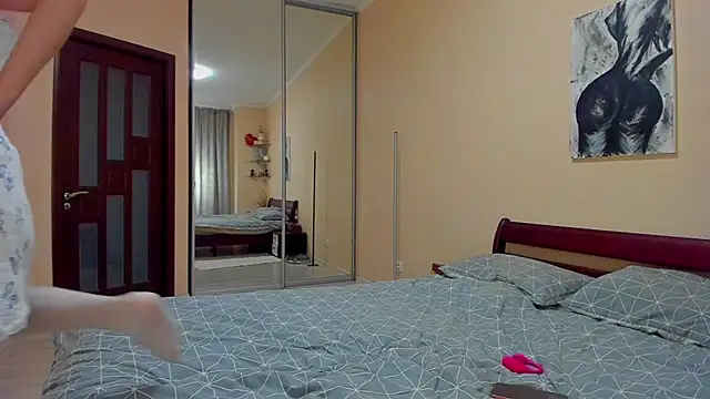 ErikaYoungs' Live XXX Chat