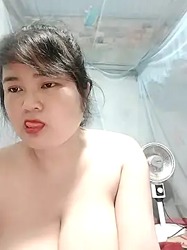BigBoobs186 网络视讯表演