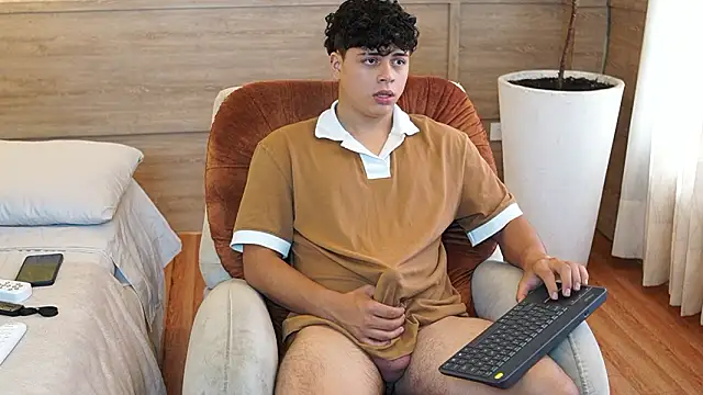 Ethan_occonor live XXX chat