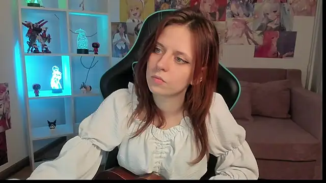 Chat +18 de FreyaVey ao vivo