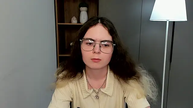 MyrlZangger 现场XXX聊天