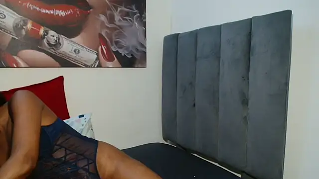 Moreish-06 Show Webcam