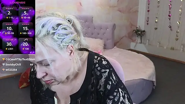 Penelope_Pinky's Live XXX Chat