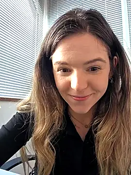 lucie_mehott: απευθείας συνομιλία ΧΧΧ