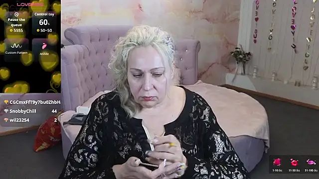 Penelope_Pinky's Live XXX Chat