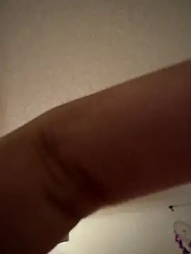 InterRacialFacial7296's Live XXX Chat