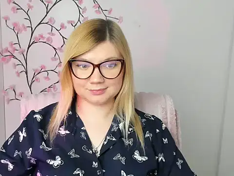 Lola_moree 即時 XXX 聊天