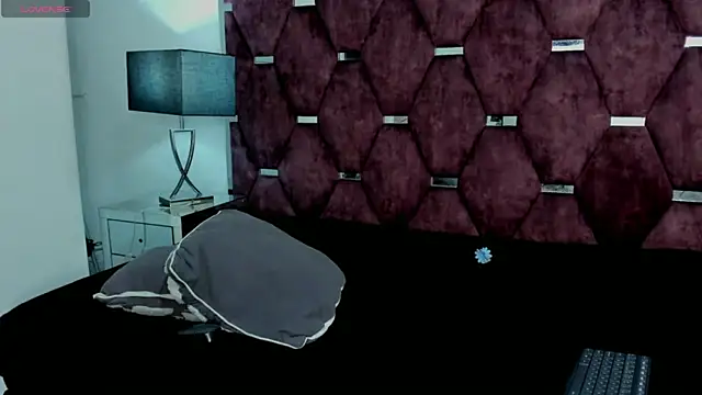 Czat XXX na żywo – keniaHilton