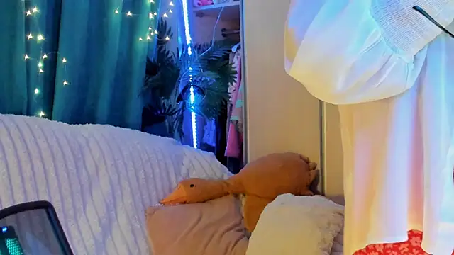 Онлайн чат XXX CoraSwon