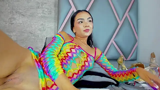 Онлайн чат XXX Emily-Queen03