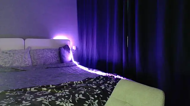 ReyleysのライブXXXチャット