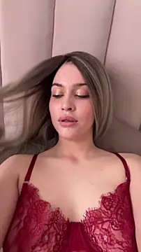 KikiWatson 现场XXX聊天