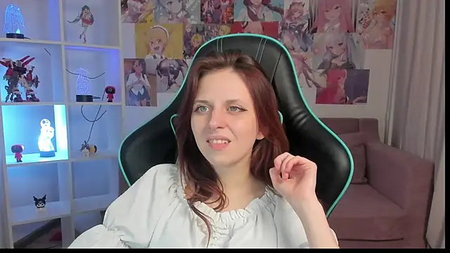 XXX chat uživo modela FreyaVey