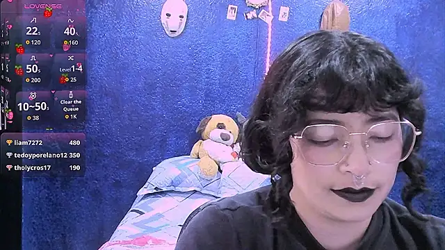 NinaYellow live XXX chat