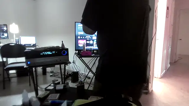 Peachestabby147 webcam show